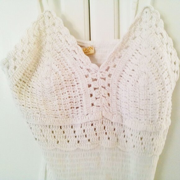 NWT White Crocheted Spaghetti Strap Top - Picture 2 of 4